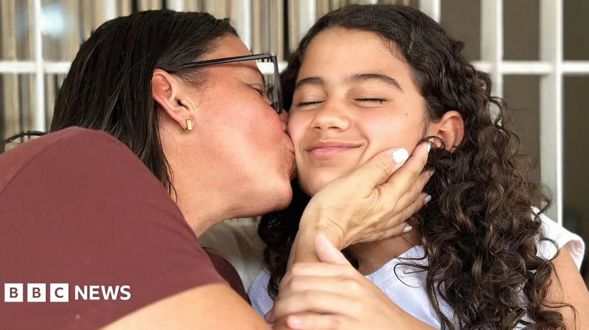 Venezuelan Girl Survives 32 Hours Trapped in Quake Rubble