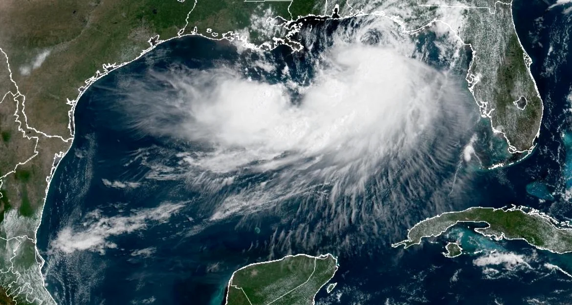 Tormenta tropical Bertha toca tierra por segunda vez en Texas