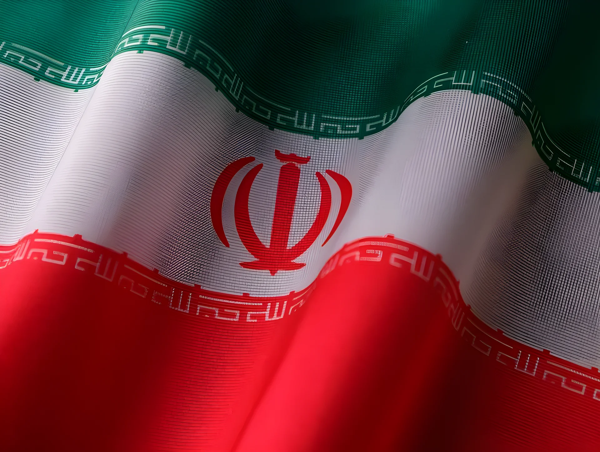 イラン政府と国営テレビの対立、米国との交渉が焦点