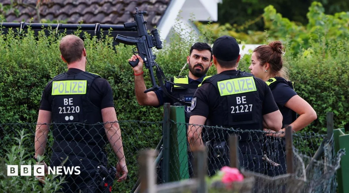 ベルリンプライド襲撃容疑者射殺　イスラム主義テロか