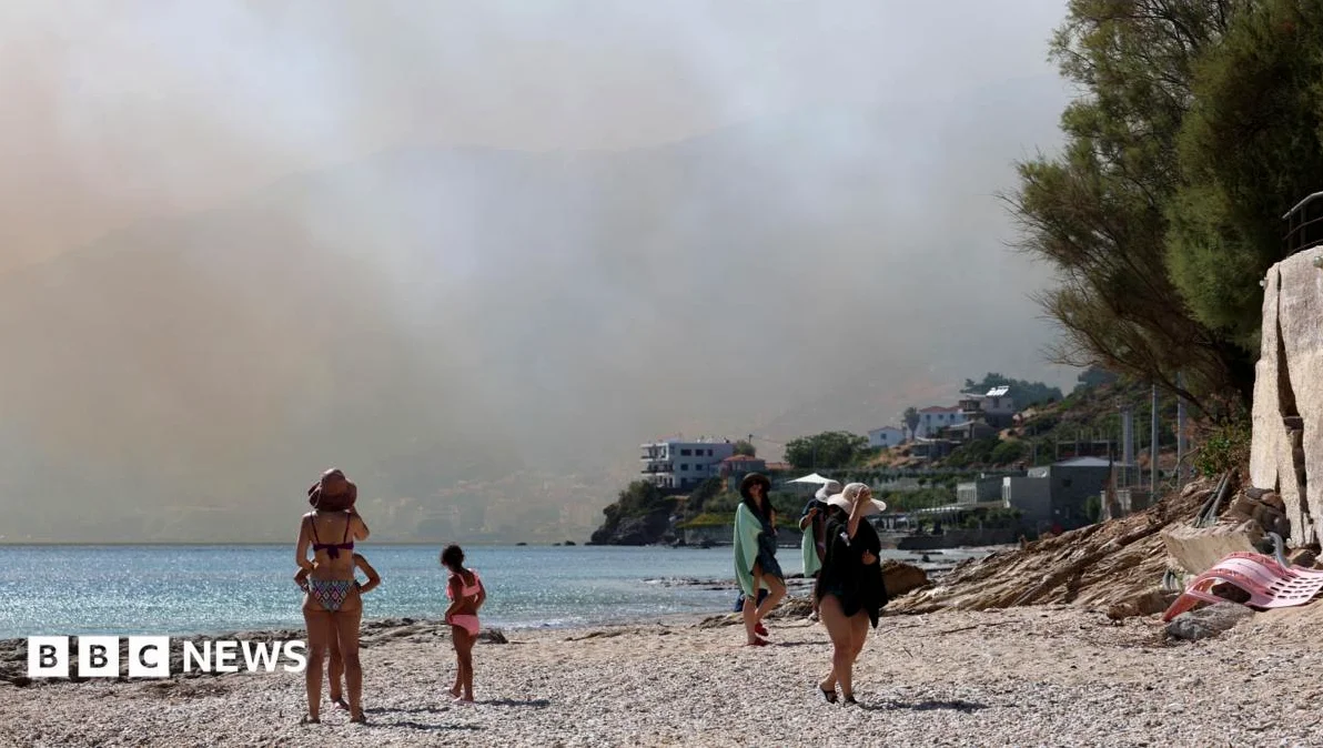 クレタ島で数千人避難　ヨーロッパの山火事拡大