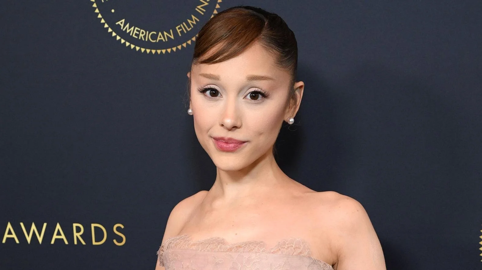 Ariana Grande Decision Withdraw From London Musical Role
