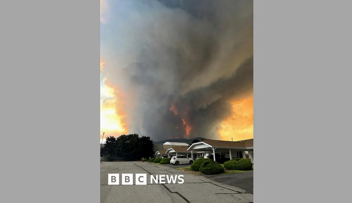 Canada Wildfire Rages as 20,000 Evacuate, ‘Brace for Worst’ Warned