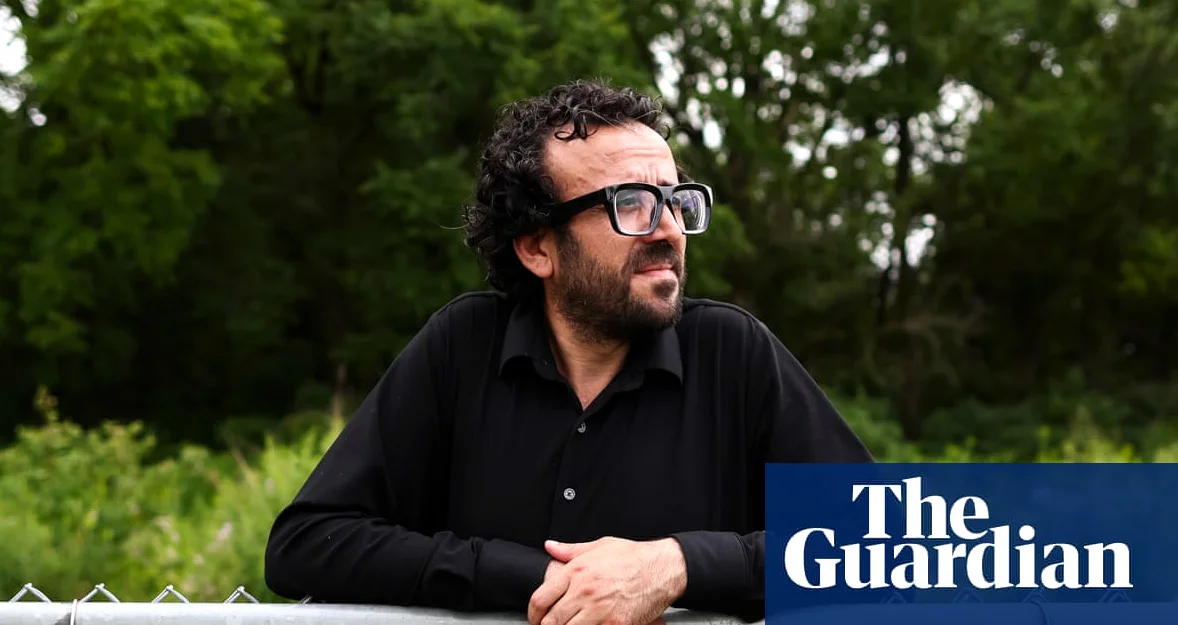 Kurdish Hunger Striker Says ICE Force-Feeding ‘Mentally Broke Me’