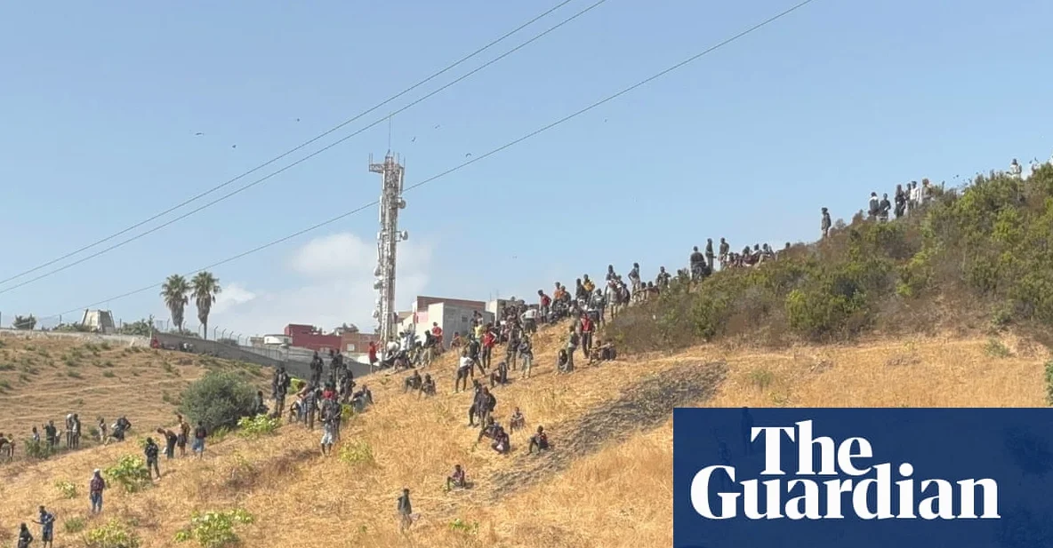 Moroccan Police Arrest 111 Migrants Trying to Enter Ceuta