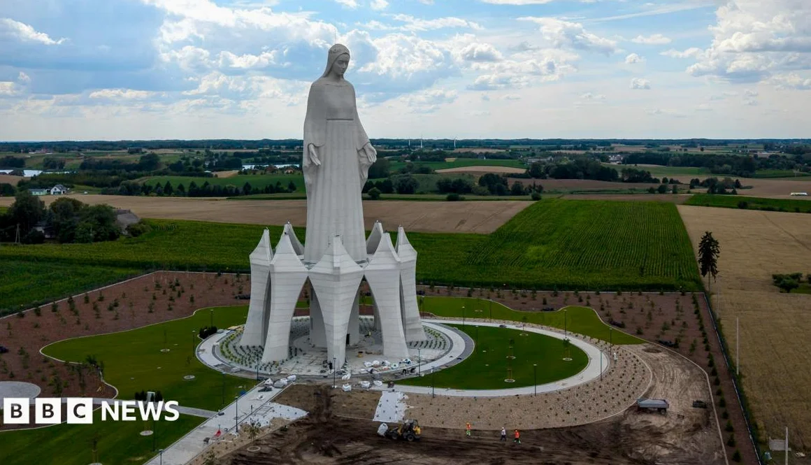 Europas höchste Jungfrau Maria Statue enthüllt