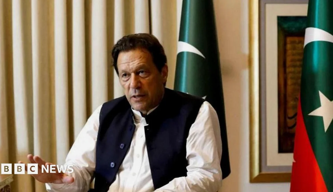 Pakistan Court Orders Ex-PM Imran Khan to Hospital