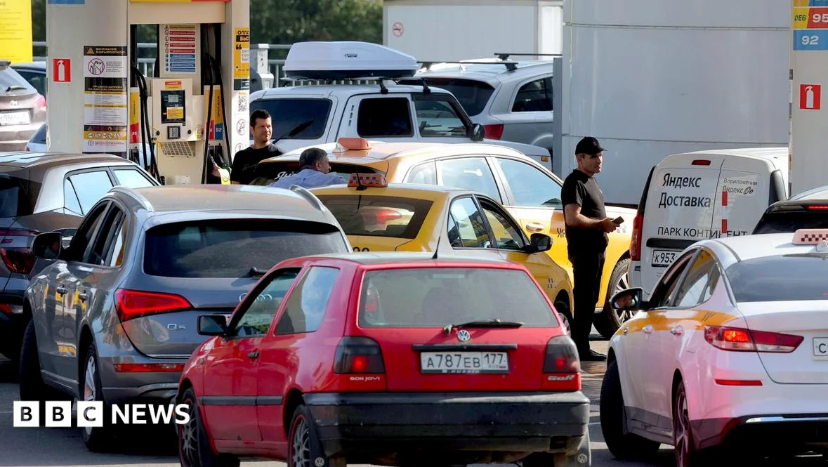 Rosenberg: Shortage of petrol but not patriotism as Russians feel growing impact of war