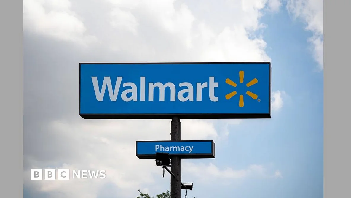 Walmart sales under strain as US shoppers pull back