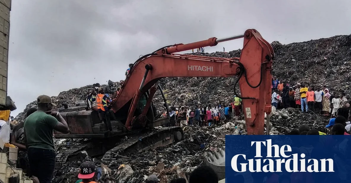 Derrumbe en vertedero de Guinea mata a 30 personas