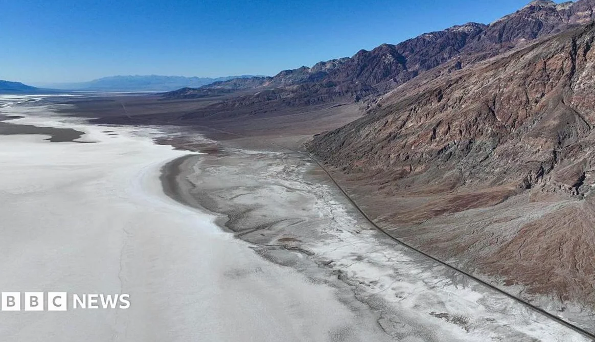 French Tourist Dies in Death Valley After Car Stuck in Mud