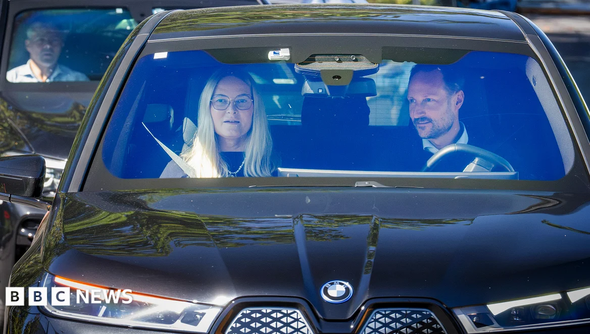 Norway’s Royal Family Gathers as King Harald’s Condition Worsens