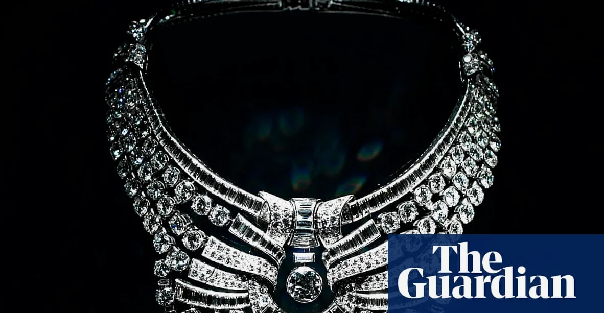 Egyptian Queen's 673-Diamond Necklace Stolen in Vienna Heist