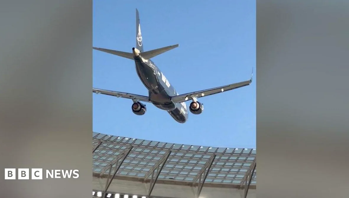 南ア空港上低空飛行中止　安全確保強調