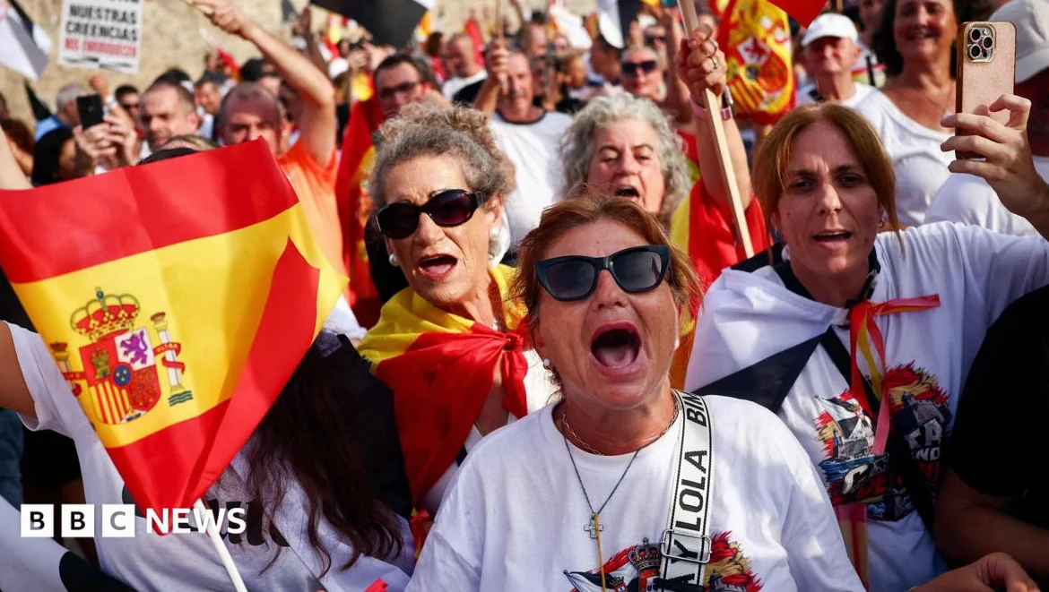 Protests in Spain over government’s handling of Ceuta migrant crisis