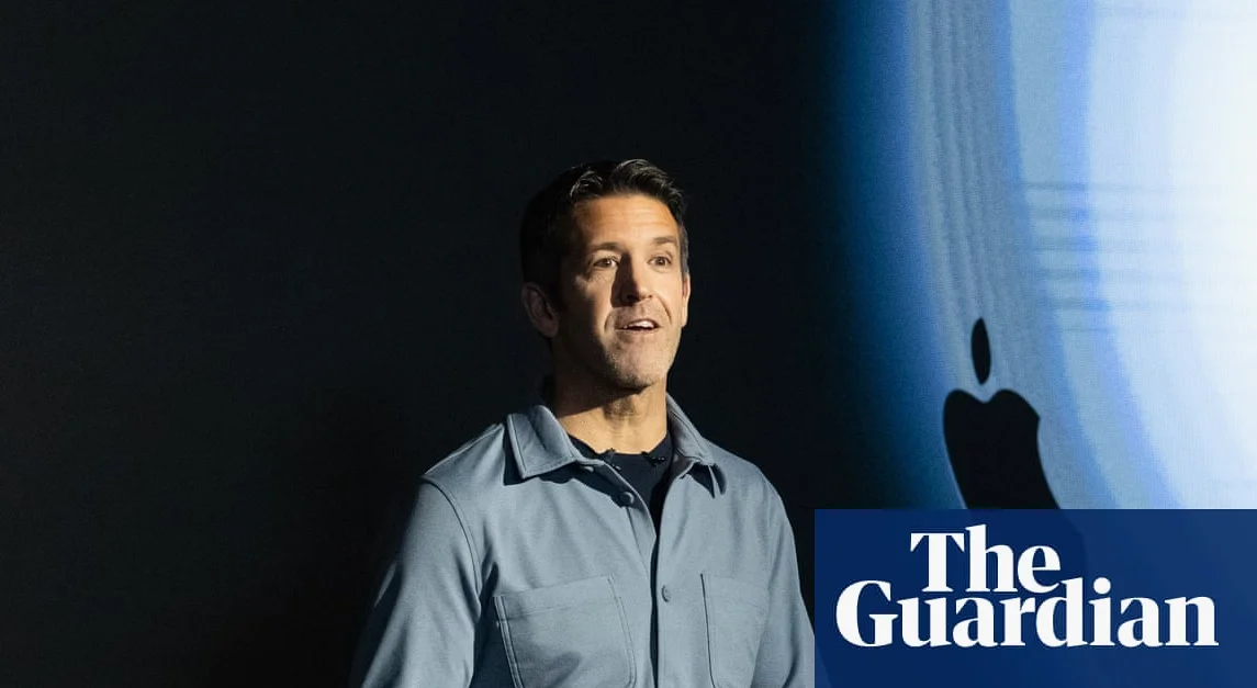 Apple expected to unveil folding iPhone as CEO Ternus takes over
