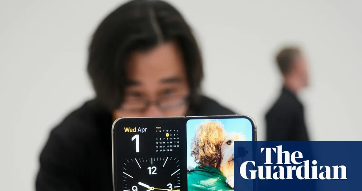 Apple stellt iPhone Duo vor: Erster Falt-Phone für 1.999 Dollar