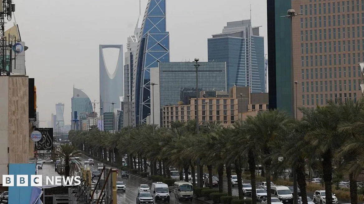 Saudi Arabia Issues First Air Raid Alerts in Riyadh Since Houthi Escalation