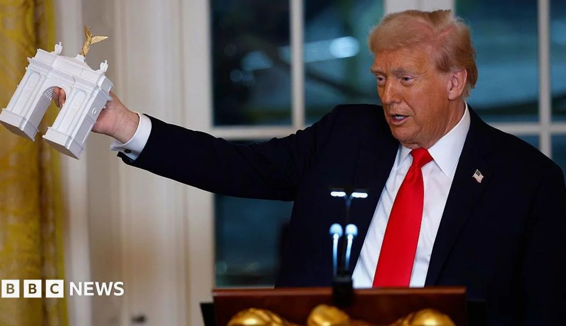 Trump Says Planned Triumphal Arch Will Double as Military Complex