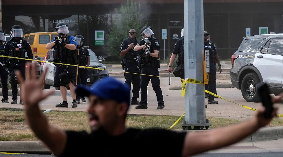 28-year-old shot by ICE in Austin sparks controversy