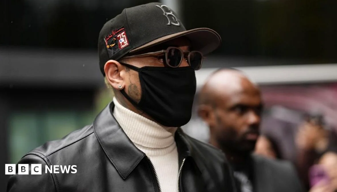 Chris Brown Given Suspended Sentence Over Bottle Attack at London Club
